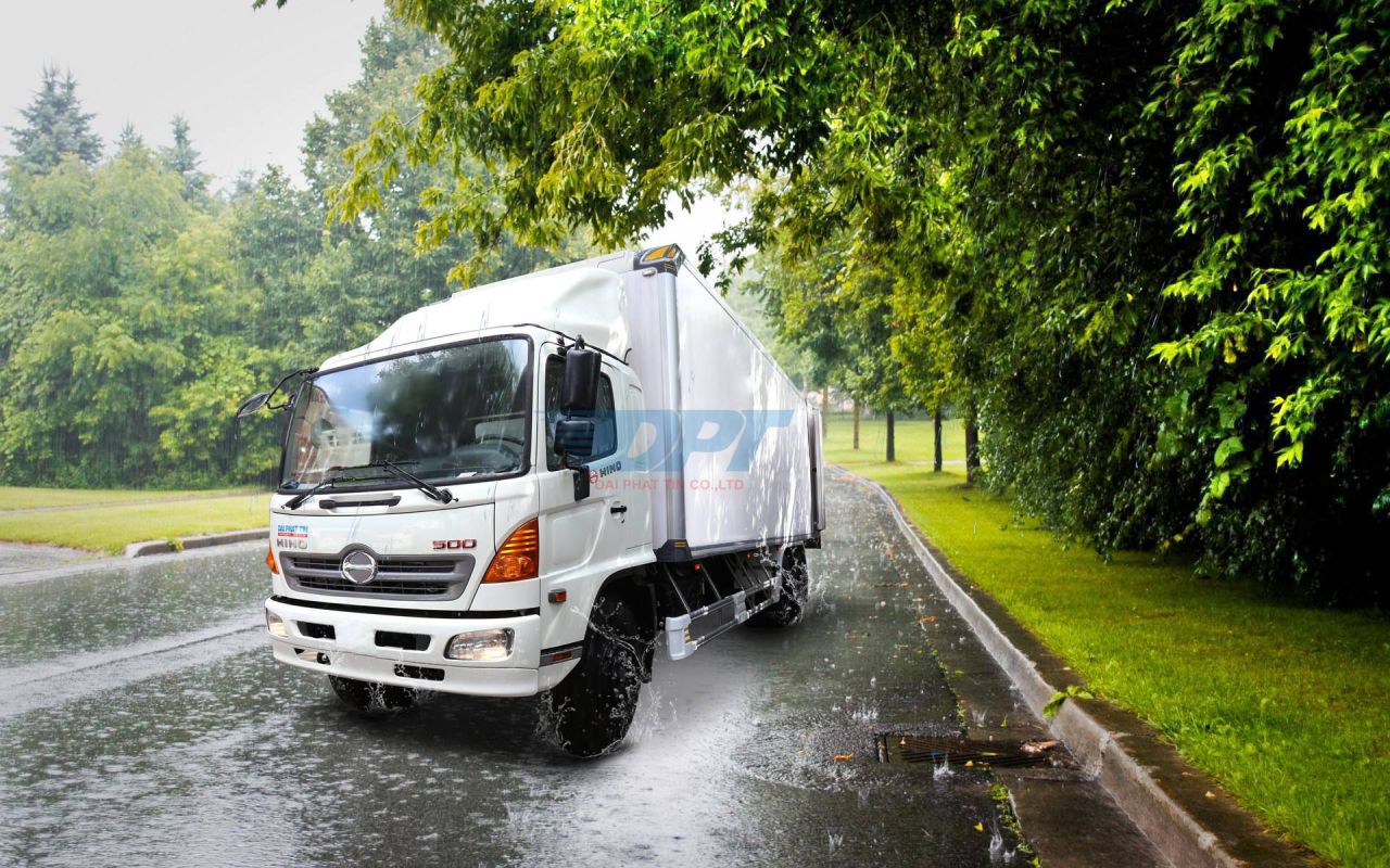 Kinh nghiệm bảo quản xe tải vào mùa mưa