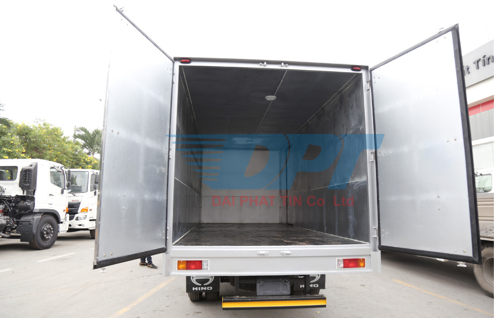NHỮNG LOẠI SÀN KHI ĐÓNG THÙNG XE TẢI?