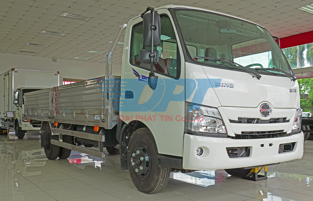 XE TẢI 3 TẤN 5 HINO XZU720 THÙNG LỬNG INOX