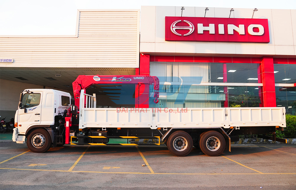HINO 15 TẤN FM8JW8A GẮN CẨU UNIC URV555 5 TẤN 5 KHÚC